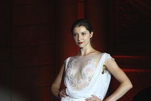 吃瓜美女合集图片,吃瓜美女合集视觉盛宴