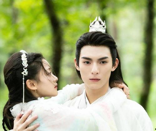 师兄吃瓜,揭秘校园里的那些“瓜”事